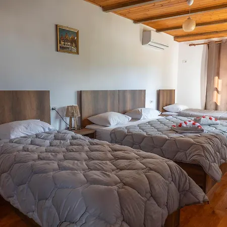 Bed & Breakfast Demaj
