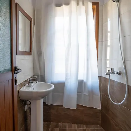 Bed & Breakfast Demaj Berat