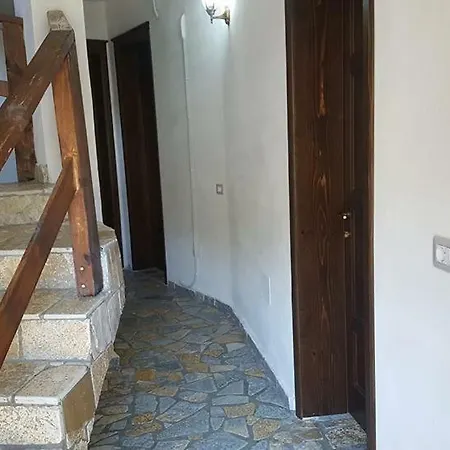 Demaj Bed & Breakfast Berat