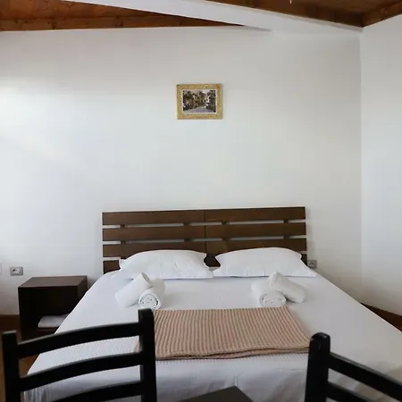 Bed & Breakfast Demaj *