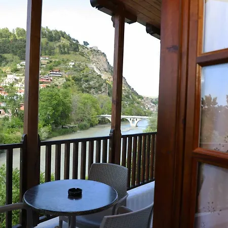 Demaj Bed & Breakfast Berat