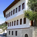 Demaj Bed & Breakfast 4*