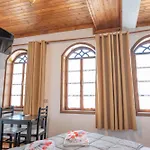 Bed & Breakfast Demaj 4*