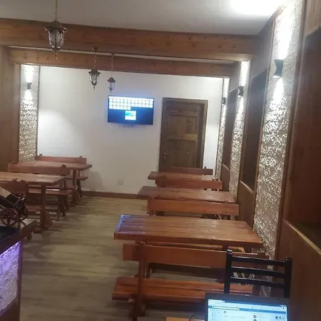 住宿加早餐酒店 Demaj 4*