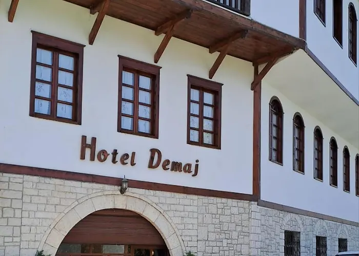 Demaj Couette-café 4*