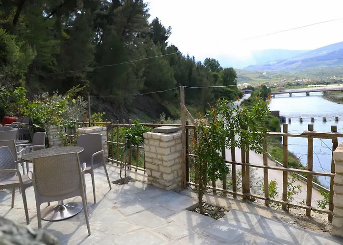 Bed and breakfast Demaj